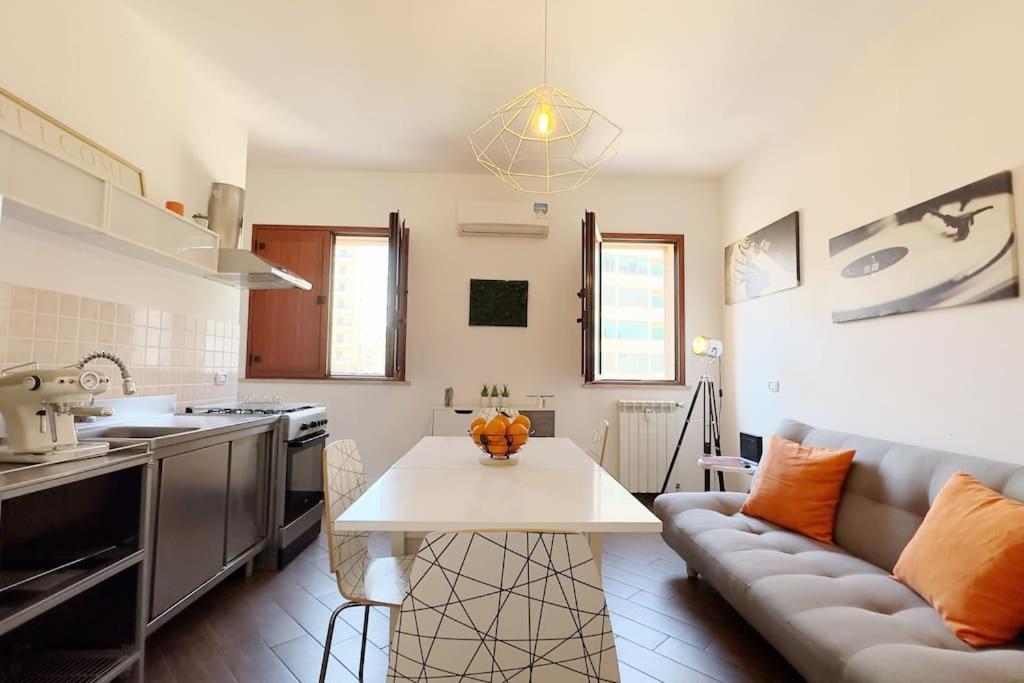 Molo Five Apartment Palermo Dış mekan fotoğraf